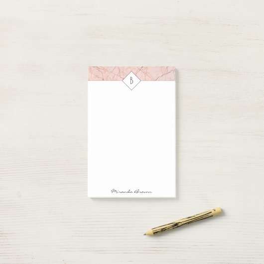 Post-it® Notes en marbre or Rose Monogramme (Sur un bureau)