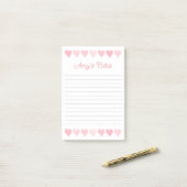 Post-it® Notes post-it de Sweet Pink Hearts (Sur un bureau)