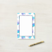 Post-it® Notes post-it des contours d'aquarelle (Sur un bureau)