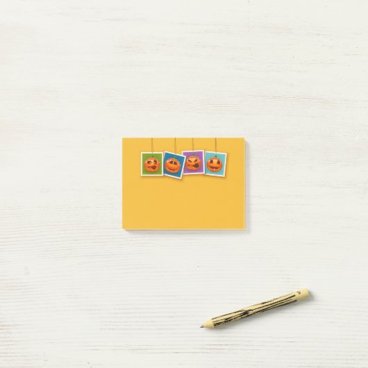 Post-it® Notes post-it pour l'Halloween Jack-O-Lantern (Sur un bureau)