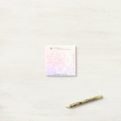 Post-it® Notes promotionnelles lumineuses - Heure magique (Sur un bureau)