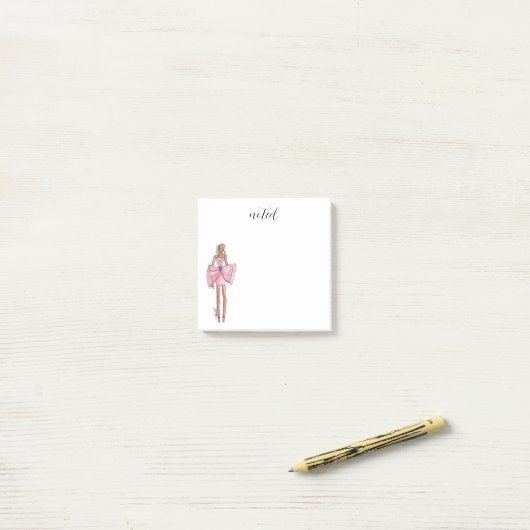 Post-it notes robe rose (Sur un bureau)