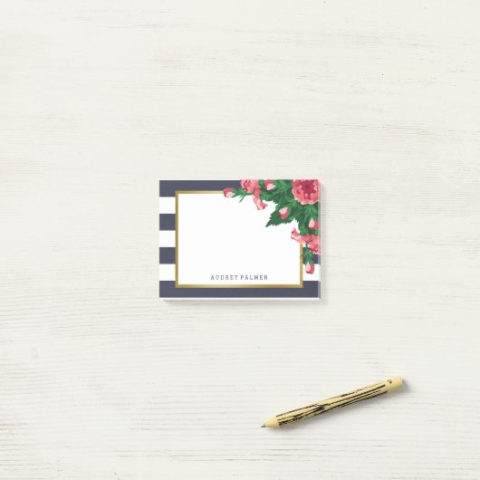 Post-it® Oeillets roses et nom de coutume de rayures de (Sur un bureau)