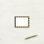 Post-it® Or encadré d'or (Sur un bureau)