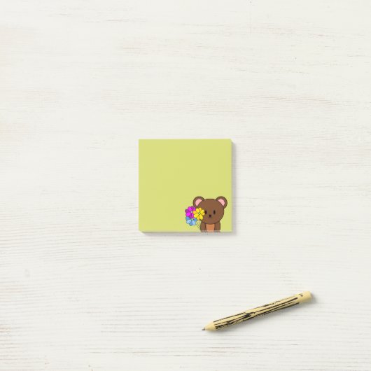 Post-it® Ours Brown Avec Un Ensemble De Fleurs (Sur un bureau)