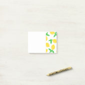 Post-it® Pad à anneaux de citron pressé frais (Sur un bureau)