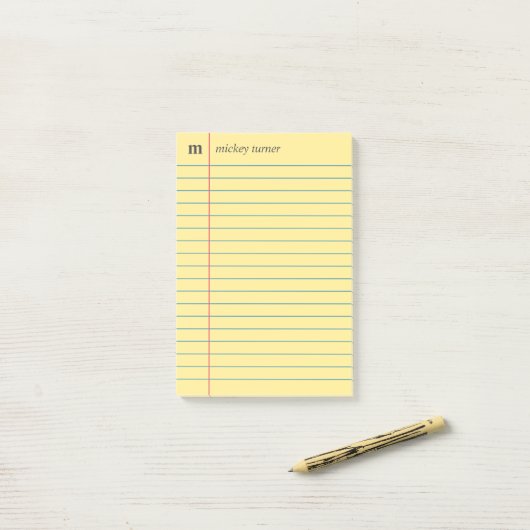 Post-it® Papier carnet Jaune Ajouter Votre Nom & Initiale (Sur un bureau)