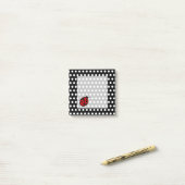 Post-it® Papier notes coccinelle pois noirs  (Sur un bureau)