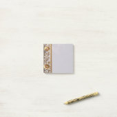 Post-it® Papier notes motif ornement floral doré (Sur un bureau)
