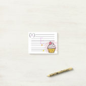 Post-it® Papier notes personnalisés avec monogramme Cupcake (Sur un bureau)
