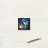 Post-it® Papillon de nuit voltigeant (Sur un bureau)