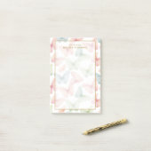Post-it® Papillon pastel personnalisé (Sur un bureau)