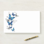 Post-it® Papillons volants bleus Morpho (Sur un bureau)