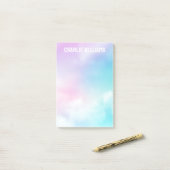 Post-it® Pastel ciel nuages nom moderne (Sur un bureau)