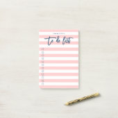 Post-it® Pastel Coral Rose & Blanc Grandes Bleues À Faire L (Sur un bureau)