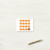 Post-it® Patch Citrouille d'Halloween mignon (Sur un bureau)