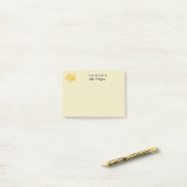 Post-it® Personalized daffodil yellow Post it notes (Sur un bureau)