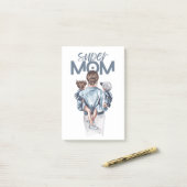 Post-it® Personalized Super Mom with Son and Daughter Gift  (Sur un bureau)