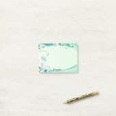 Post-it® Personnaliser le nom Plutôt vert floral mignon (Sur un bureau)