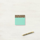 Post-it® Petit Leopard Turquoise Notes (Sur un bureau)