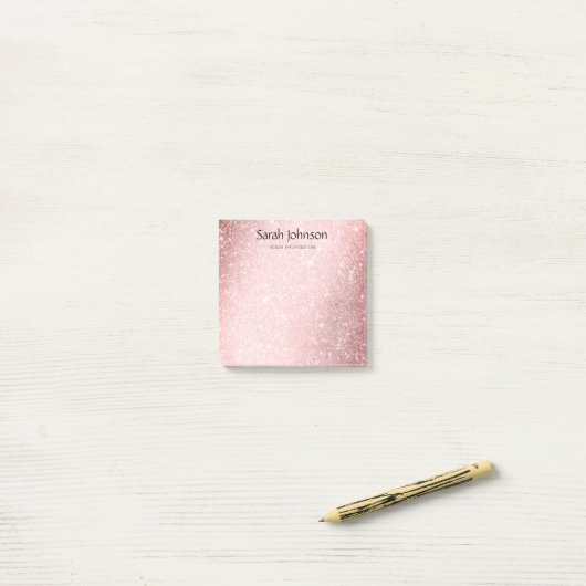 Post-it® Pink Glitter Monogram Personalized Name  (Sur un bureau)