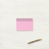Post-it® Pink Roses Pattern Header (Sur un bureau)