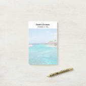 Post-it® Pittoresque plage tropicale avec Mariage de paillo (Sur un bureau)