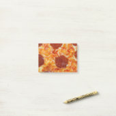 Post-it® Pizza de pepperoni (Sur un bureau)