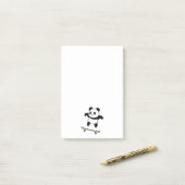 Post-it® Planche à roulettes bébé panda (Sur un bureau)