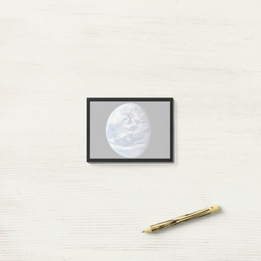 Post-it® Planète Terre Prise Par L'Équipage Apollo 11. (Sur un bureau)