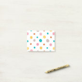Post-it® Points d'aquarelle multicolores (Sur un bureau)