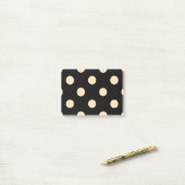 Post-it® Pois Black Cream (Sur un bureau)