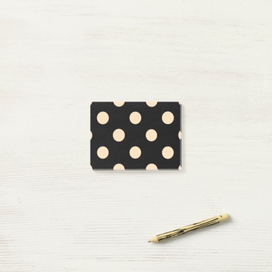 Post-it® Pois Black Cream (Sur un bureau)