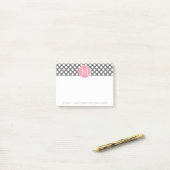 Post-it® Pois Pastel rose et gris avec monogramme personnal (Sur un bureau)