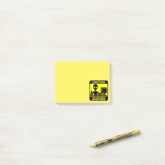 Post-it® Précaution ! vous êtes surveillés (Sur un bureau)