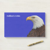 Post-it® Profil étonnant d'un aigle à tête blanche adulte (Sur un bureau)