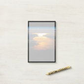 Post-it® Provinces Canadiennes De Terre-Neuve-Et-Labrador. (Sur un bureau)