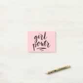 Post-it® Puissance de fille (Sur un bureau)