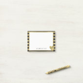 Post-it® Rayures fascinantes d'or noir avec le coeur (Sur un bureau)