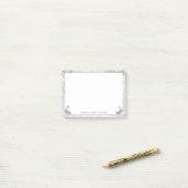 Post-it® Remarques de Peacocks magenta (Sur un bureau)
