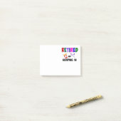 Post-it® Retraité et endormi (Sur un bureau)