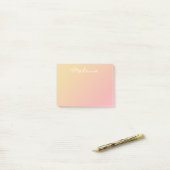 Post-it® Rose Corail Doré Ombré Moderne Script (Sur un bureau)
