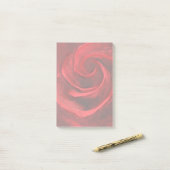 Post-it® Rose rouge (Sur un bureau)
