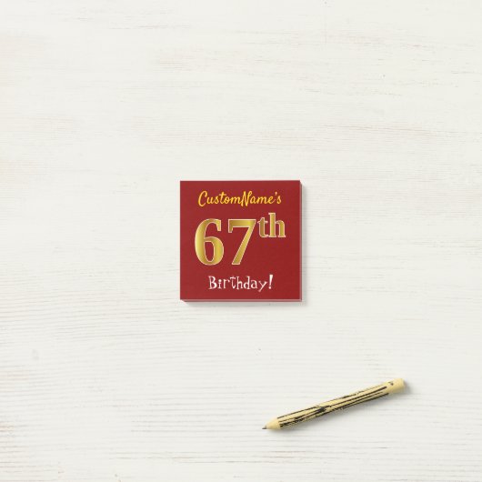Post-it® Rouge, Faux Gold 67e anniversaire, avec nom person (Sur un bureau)