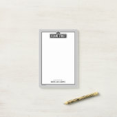 Post-it® Rue Sésame | Logo B&W | Ajouter Votre Nom (Sur un bureau)