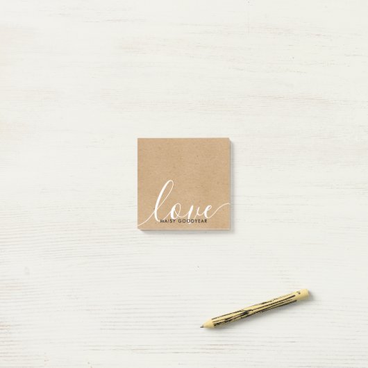 Post-it® Rustique Kraft Script Love Nom personnalisé (Sur un bureau)