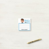 Post-it® scolaire garçon mitzvah note collante (Sur un bureau)