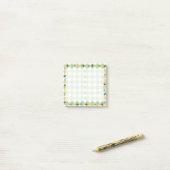 Post-it® Scottich et fleuri vert et jaune mou (Sur un bureau)