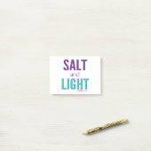 Post-it® Sel et lumière - Matthew 5:13 tealviolet (Sur un bureau)