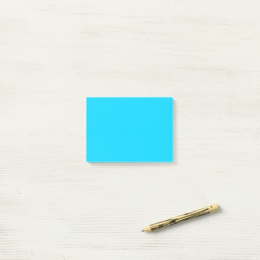Post-it® Simple bleu clair (Sur un bureau)